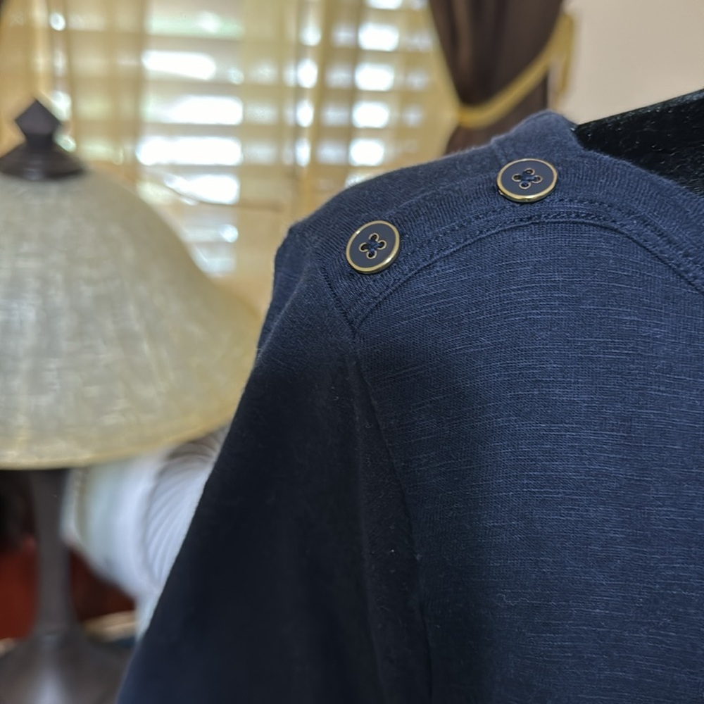 Talbots Tee - Picture 2 of 8